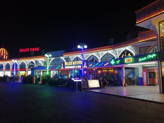 SELGE BISTRO Restaurant & Dance Bar